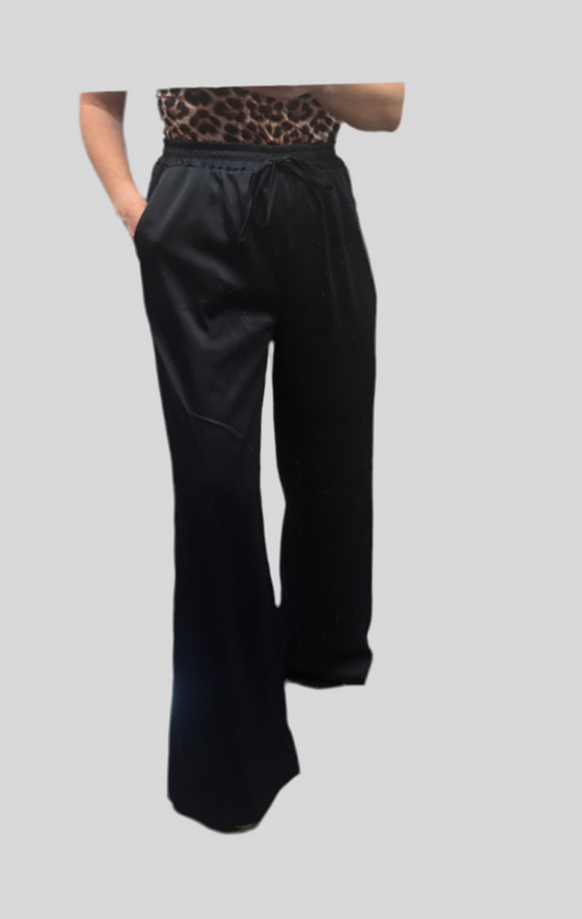 Pantalone rasato