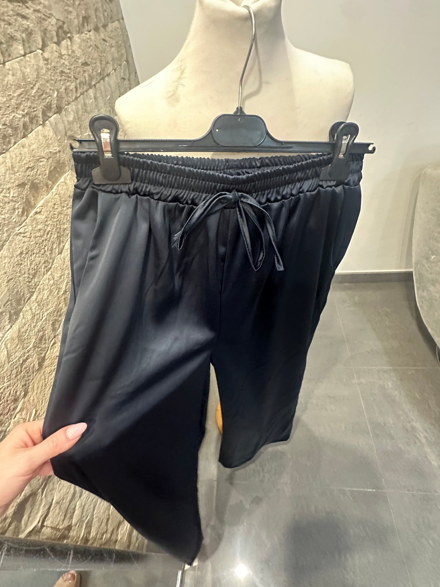 Pantalone rasato