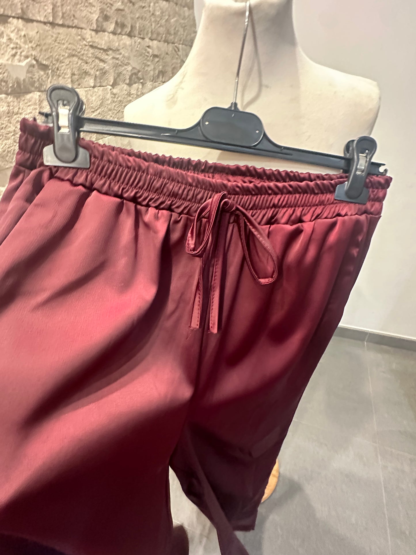 Pantalone rasato