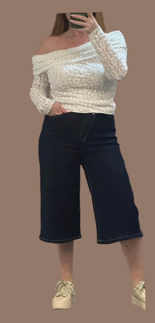 Maglia in pizzo scollo a barca